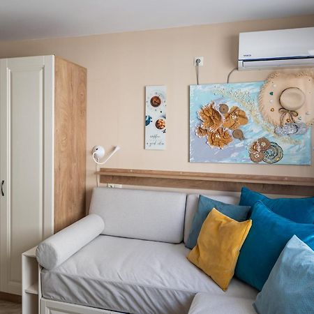 Aquamarine Apartment Pomorie Exterior photo